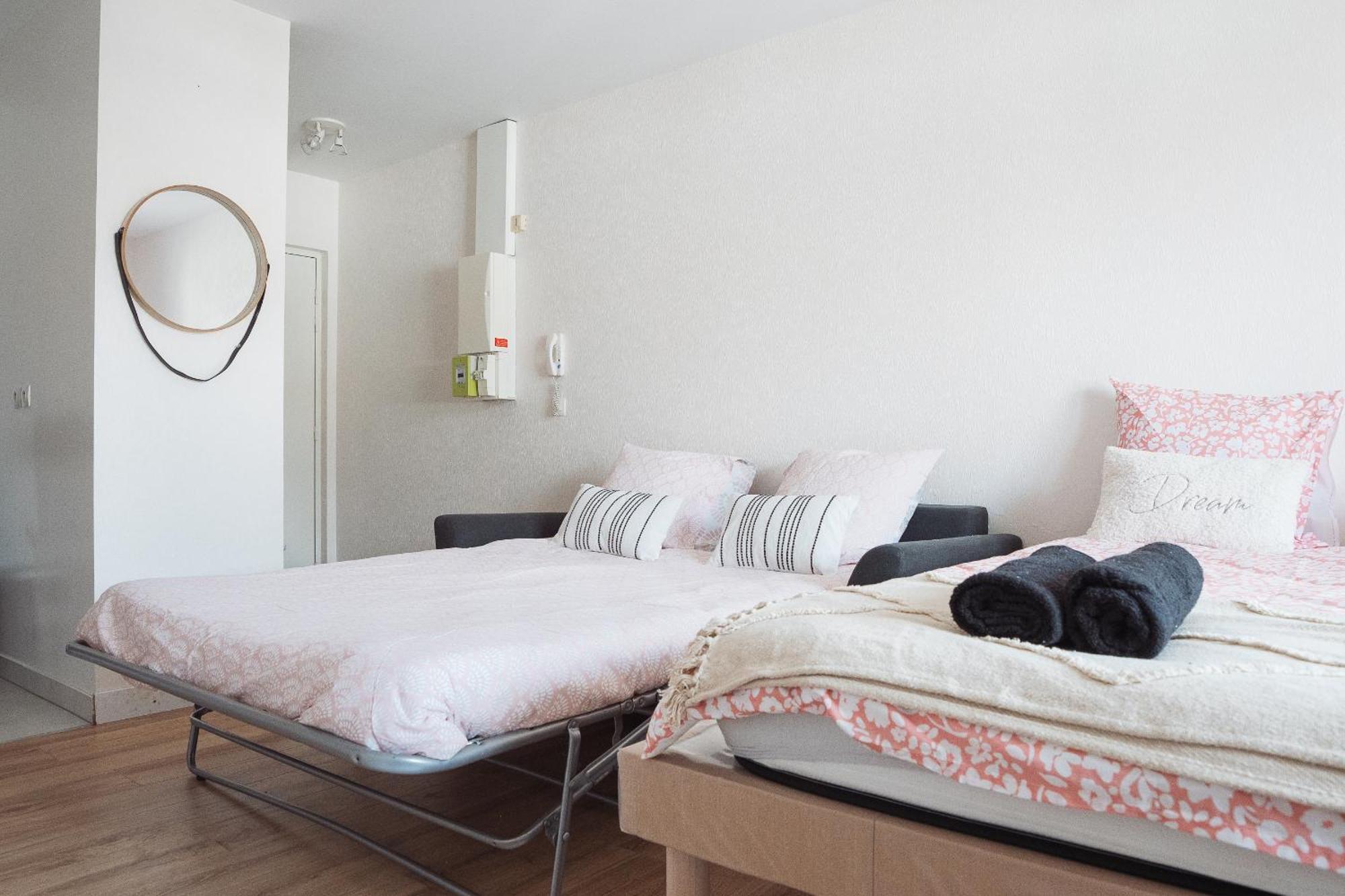 Cosy Studio Entre Paris Et Disneyland Paris Apartment Esbly Ngoại thất bức ảnh